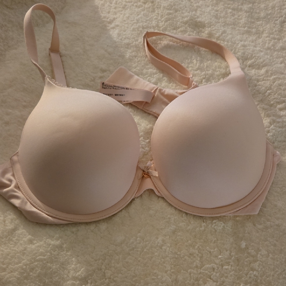 Victoria Secret Pushup Bra